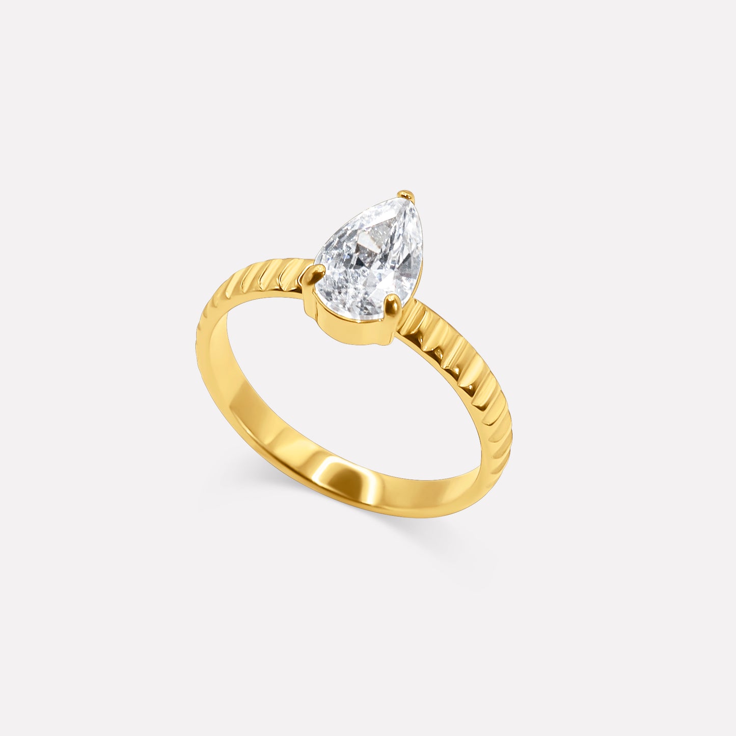 Amara Ring
